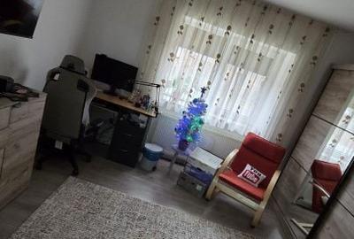 Casă cu 5 camere cu Teren 14000 Mp în Păulești - 4