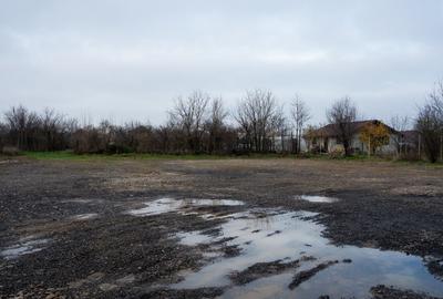 Casă individuală cu 4 camere cu Canalizare în Central - 24