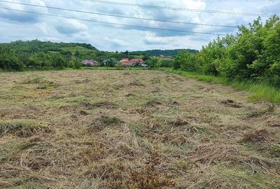 Teren de 2541 mp, în Călinești - 3
