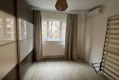 Apartament cu 2 camere decomandat în Titan - 4