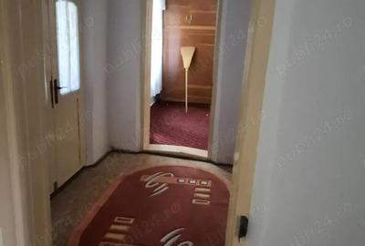 Casă cu 4 camere în Crângu - 2