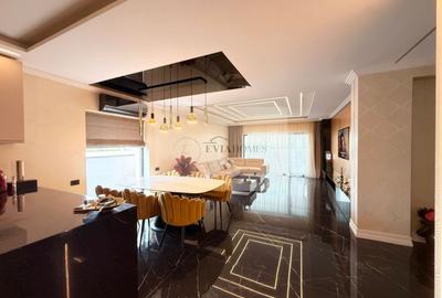 Apartament cu 3 camere semidecomandat, mobilat în Europa