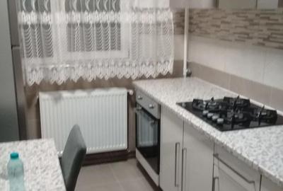 Apartament cu 3 camere semidecomandat în Central - 8