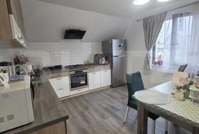 Apartament cu 3 camere decomandat în Central - 7