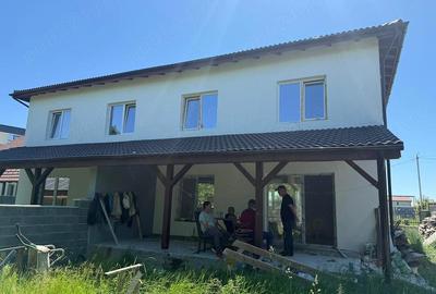 Casă cu Teren 302 Mp în Central - 4