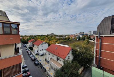 Inchiriez apartament Penthouse in zona Herastrau, fara comision - 11