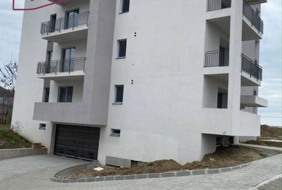 Apartament cu 3 camere decomandat în Sud - 2