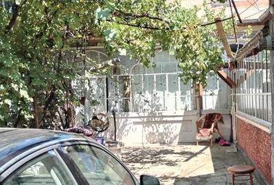 Casă cu 6 camere cu Teren 688 Mp în Brănești - 6