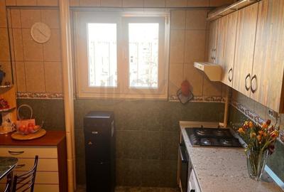 Apartament cu 3 camere semidecomandat, mobilat în Ștefan cel Mare - 11