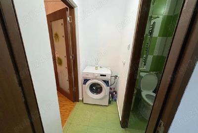 Apartament cu 2 camere semidecomandat în Craiovița Nouă - 2