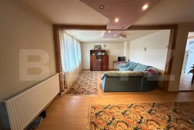 Casă cu 5 camere cu Teren 3700 Mp în Debarcader - 7