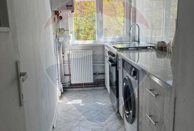 Apartament cu 3 camere semidecomandat în Cetății - 2