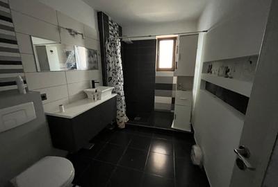 Apartament cu 3 camere în Florești - 1