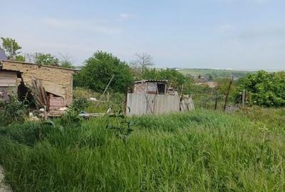 Casă cu 4 camere cu Teren 400 Mp în Central - 2