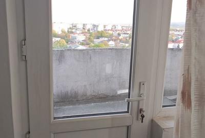 Apartament cu 3 camere decomandat în Orizont - 5