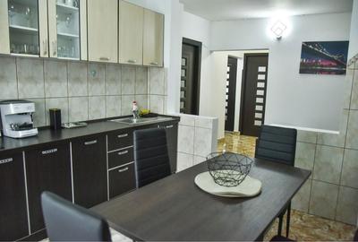 Apartament cu 3 camere decomandat în Central - 3
