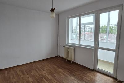 Apartament 3 camere, 61 mp, zona Cina Nord - 4