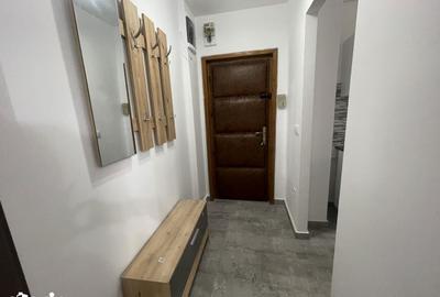 Apartament cu 2 camere semidecomandat în Vasile Aaron - 2