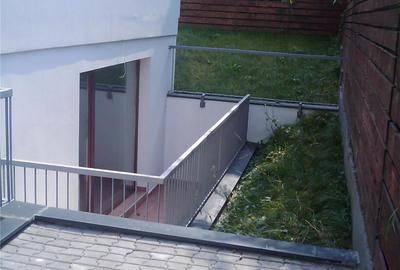 Apartament cu 3 camere decomandat în Central - 9