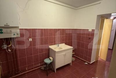 Apartament cu 2 camere decomandat în Calea București - 2