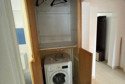 Apartament cu 3 camere decomandat în Dâmbu - 1