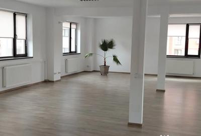 Casă cu 7 camere în Tudor Vladimirescu - 3