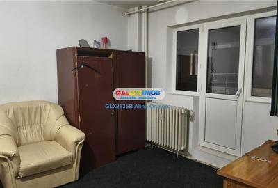 Apartament 2 camere zona Barca Margeanului etaj 3 - 4
