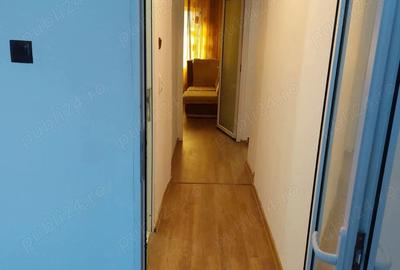 Inchiriez apartament cu 2 camere, zona 9 Mai - 5