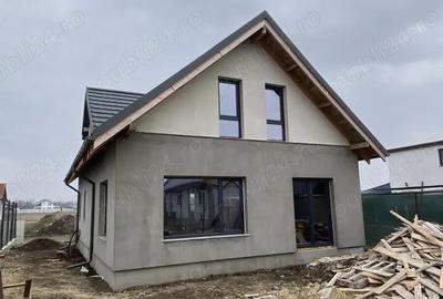 Vand casa cu mansarda - 4