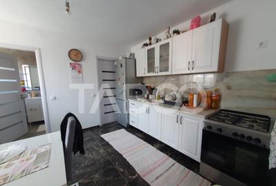 Casa 90 mpu 2 camere bucatarie baie debara zona Campului - 7