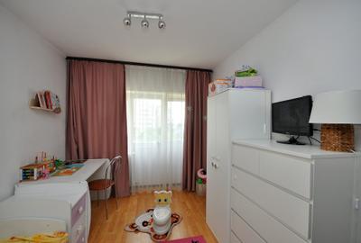 Apartament cu 3 camere decomandat în Titan - 8