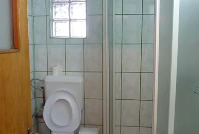 TITAN - 6 minute metrou - Garsoniera MODERNA - 4