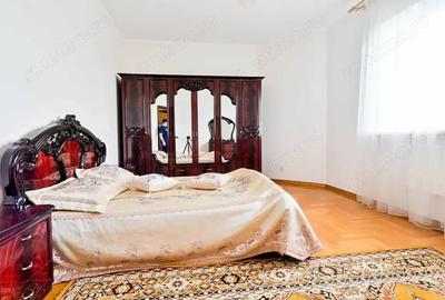 2 camere in zona Tractorul