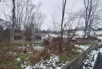 Teren de 580 mp, în Priseaca - 3