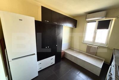 Camera de camin, 12 mp, zona Florilor - 1