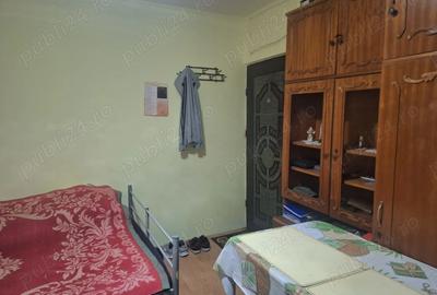 Garsoniera de inchiriat Io?ia ! - 2