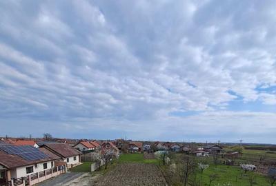 Teren de 680 mp, în Sânmihaiu Român - 1
