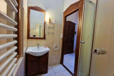 Apartament cu 3 camere semidecomandat, mobilat în Medicină - 3