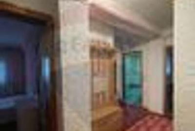 Apartament cu 3 camere de vanzare in zona Sud-Est - 1