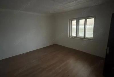 Casa 60 mp, teren 7 ari, baie renovata, Bozanta Mica - 14