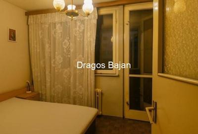 Sala Palatului // vedere spate // balcon - 19