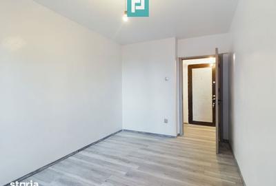 Apartament cu 3 camere semidecomandat în Șega