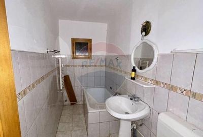 Apartament cu 3 camere de vanzare in zona Brailei - 3