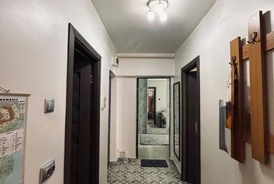 Apartament cu 2 camere decomandat în Central - 2