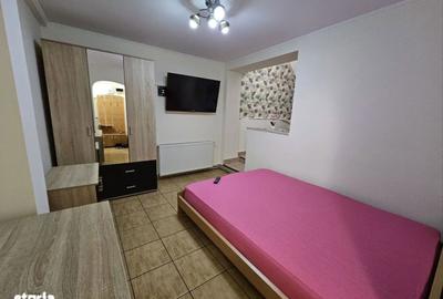Garsonieră decomandată în 13 Septembrie - 2