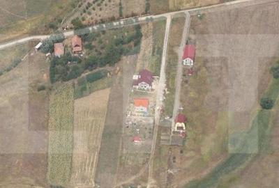 Teren de 1775 mp, în Sopor - 5