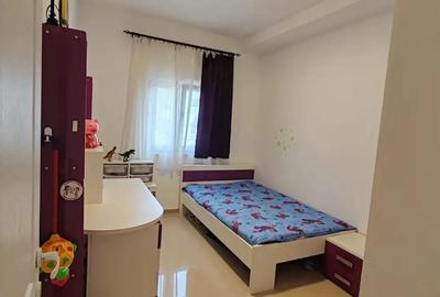 Apartament cu 3 camere decomandat în Central - 1
