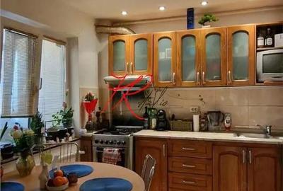 Vanzare apartament 3 camere Tei - 7