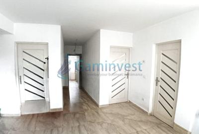 Casă individuală cu 3 camere cu Garaj în Nojorid - 3