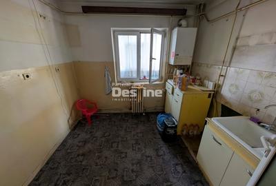 CUG - Apartament 4 camere decomandat 80MP parter - Tudor Neculai - 6